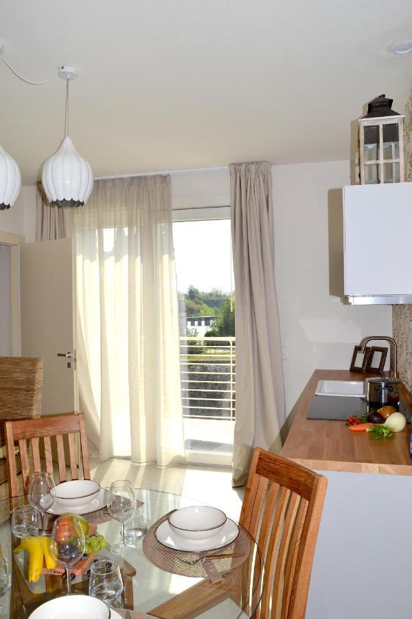 Oak Ar Holiday-Home เปสเคียรา เดล การ์ดา ภายนอก รูปภาพ